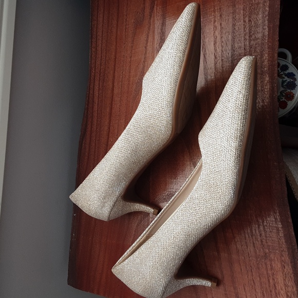 Dream Pairs New! Gold Glitter Pointed Toe Low Heels, Kitten Heels Pumps, Size 11 - Picture 3 of 15